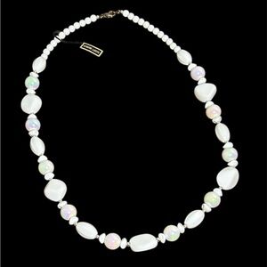 Vintage 1950-60s Genuine Lucite White Aurora Borealis Iridescent Beaded Necklace